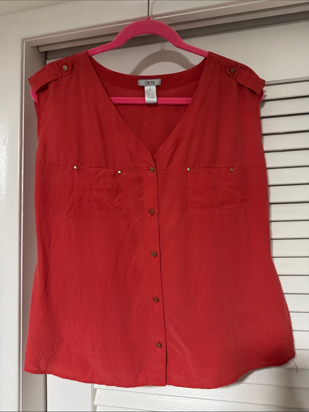 Cache Coral-Red Sleeveless V-Neck Button Front Blouse